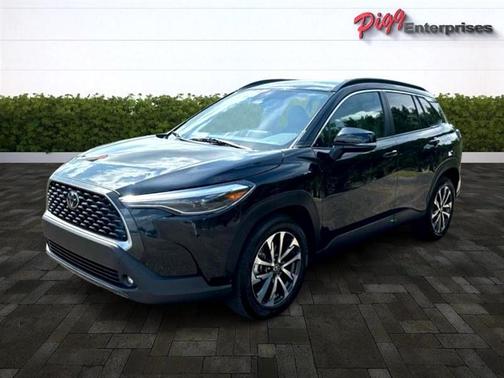2024 Toyota Corolla Cross XLE