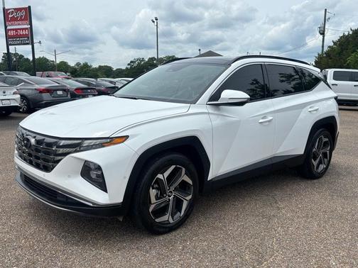 White 2024 Hyundai TUCSON Limited