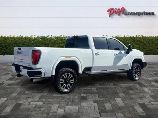 2023 GMC Sierra 2500 AT4