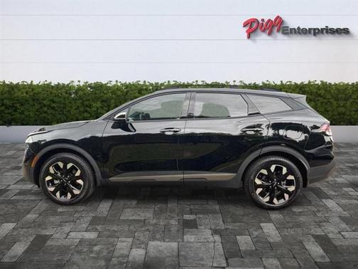 Black 2023 Kia Sportage X-Line