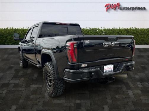2024 GMC Sierra 2500 AT4X