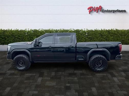 2024 GMC Sierra 2500 AT4X