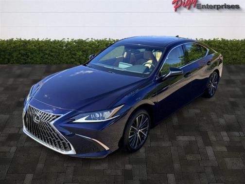 2022 Lexus ES 350 Base