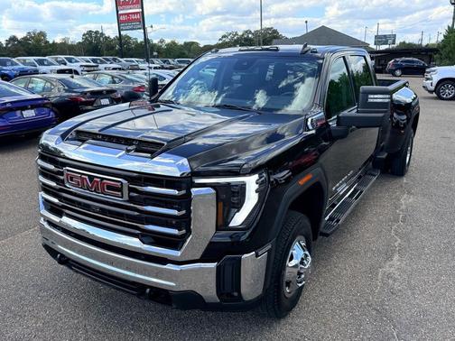 2024 GMC Sierra 3500 SLE