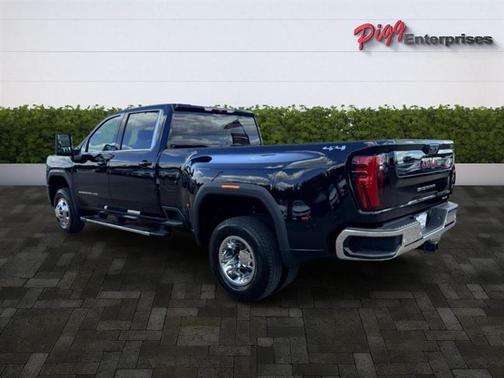 2024 GMC Sierra 3500 SLE
