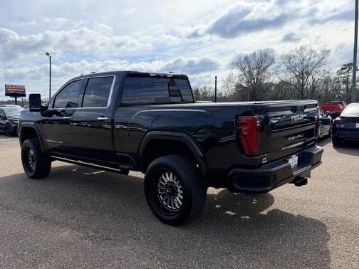 2024 GMC Sierra 2500 Denali Ultimate