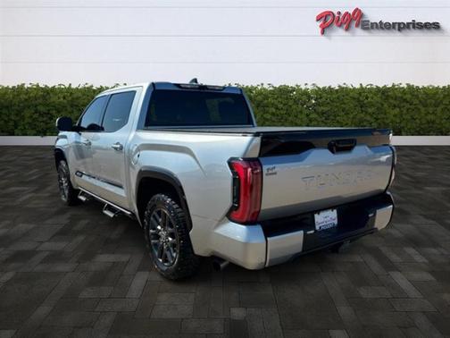 2022 Toyota Tundra Platinum