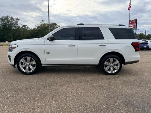 2024 Ford Expedition King Ranch