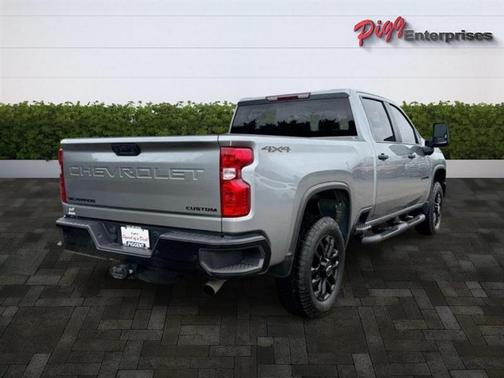 2025 Chevrolet Silverado 2500 Custom