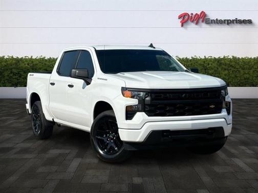 2025 Chevrolet Silverado 1500 Custom