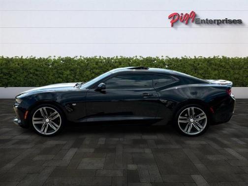 2017 Chevrolet Camaro 2LT