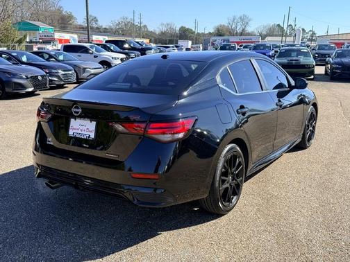 2025 Nissan Sentra SR