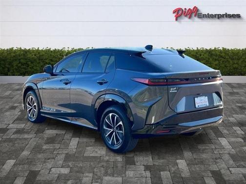 2024 Lexus RZ 300e 