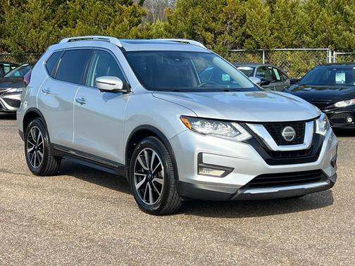 2020 Nissan Rogue SL