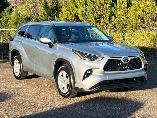 2023 Toyota Highlander Hybrid LE
