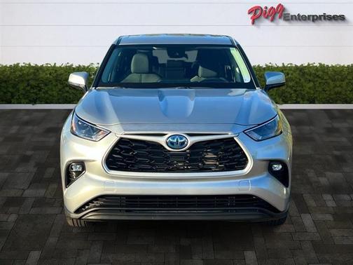 2023 Toyota Highlander Hybrid LE