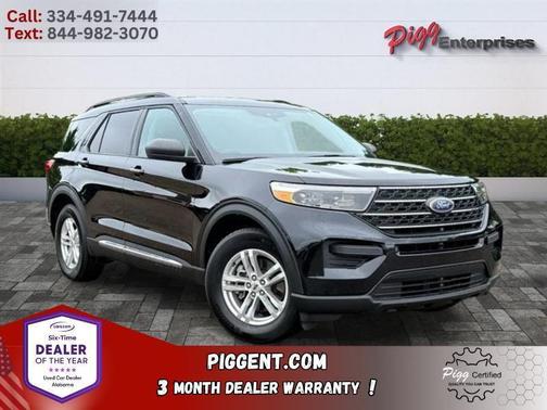 Black 2022 Ford Explorer XLT