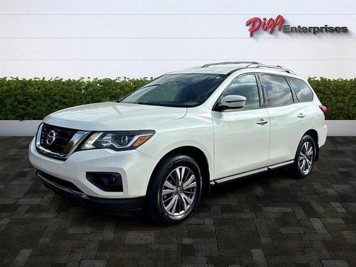 2019 Nissan Pathfinder SV