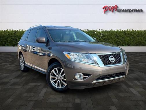 2016 Nissan Pathfinder SL