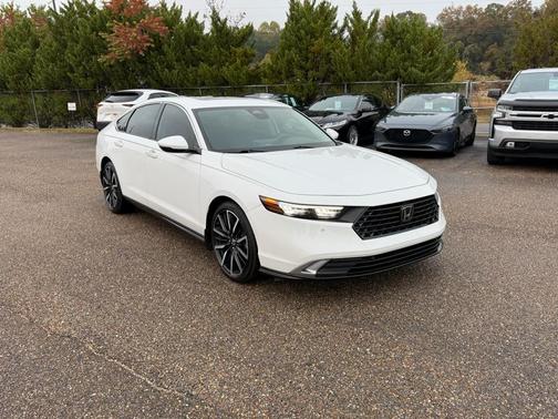 2024 Honda Accord Hybrid Touring