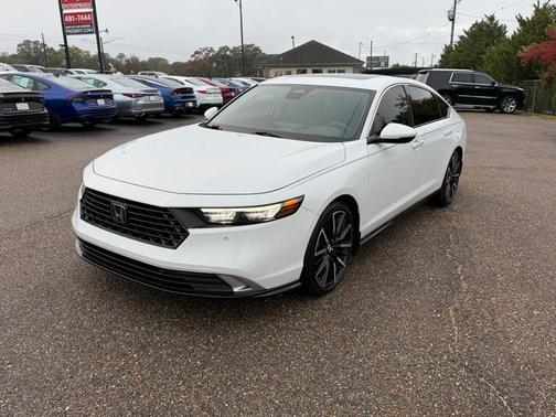 2024 Honda Accord Hybrid Touring