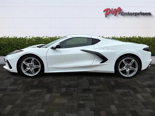 2022 Chevrolet Corvette Stingray w/1LT