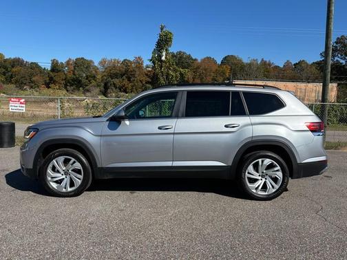 2023 Volkswagen Atlas 3.6L SE w/Technology