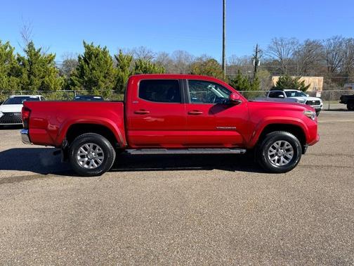 2018 Toyota Tacoma SR5