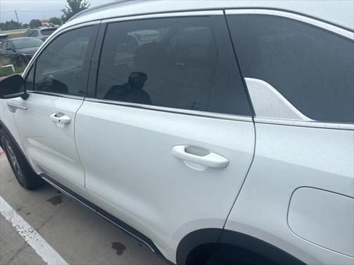 2022 Kia Sorento Hybrid S