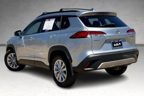 Sonic Silver 2022 Toyota Corolla Cross LE