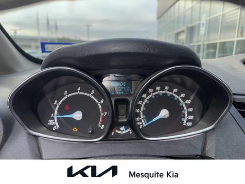 Oxford White 2016 Ford Fiesta SE