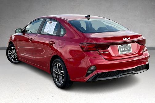 Currant Red 2023 Kia Forte LXS