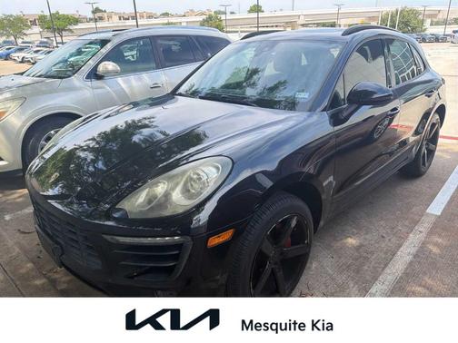 2017 Porsche Macan Base