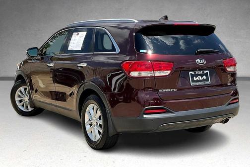 2018 Kia Sorento LX