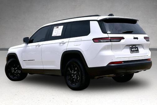Bright White Clearcoat 2025 Jeep Grand Cherokee L Laredo