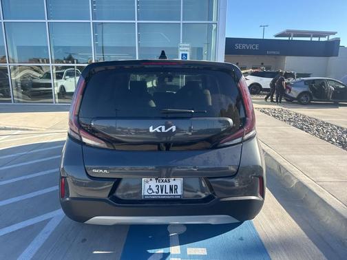 2024 Kia Soul LX