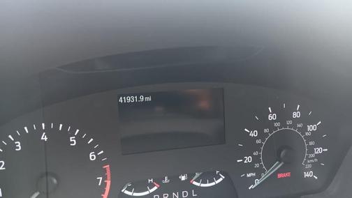 Oxford White 2022 Ford Escape SE