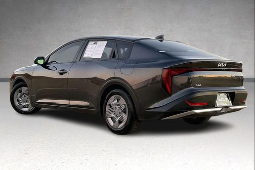 2025 Kia K4 LX