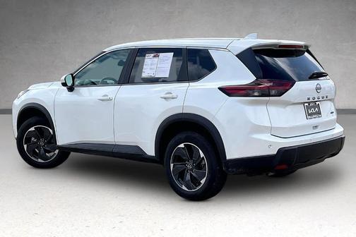 Everest White P 2025 Nissan Rogue SV