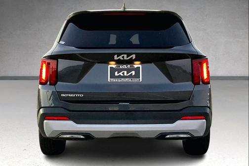 2024 Kia Sorento LX