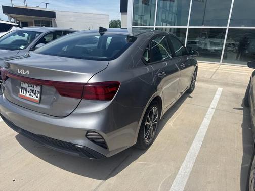 Steel Gray 2022 Kia Forte LXS