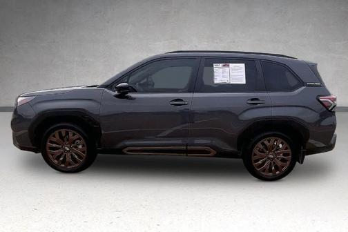 Magnetite Gray Metallic 2025 Subaru Forester Sport
