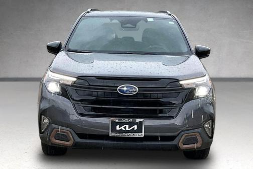 Magnetite Gray Metallic 2025 Subaru Forester Sport