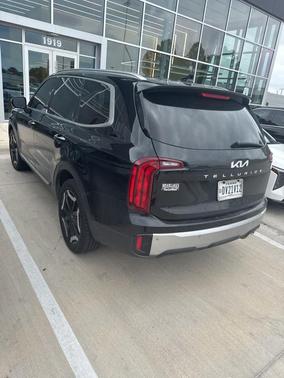 Ebony Black 2023 Kia Telluride S