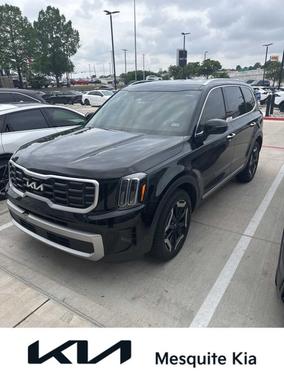 Ebony Black 2023 Kia Telluride S