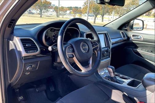 2016 Jeep Grand Cherokee Laredo