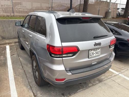 2016 Jeep Grand Cherokee Laredo