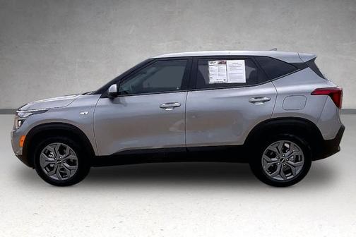Steel Gray 2026 Kia Seltos LX
