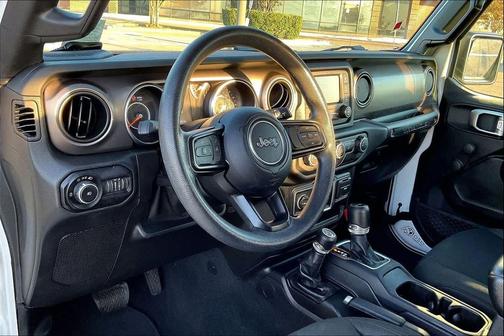 2020 Jeep Wrangler Sport