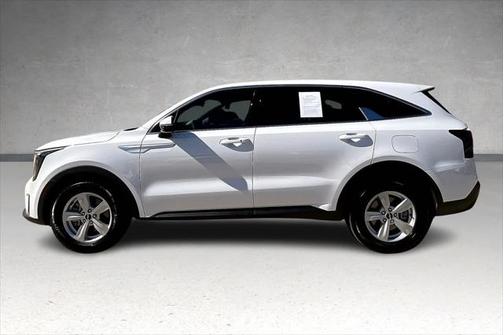 2024 Kia Sorento LX